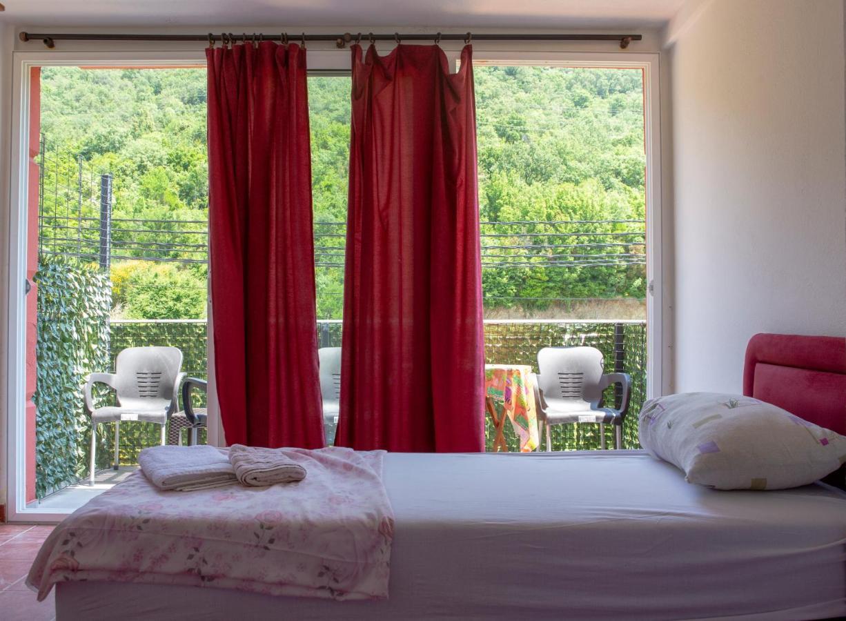Family Apartments Vukcevic Čanj Kültér fotó