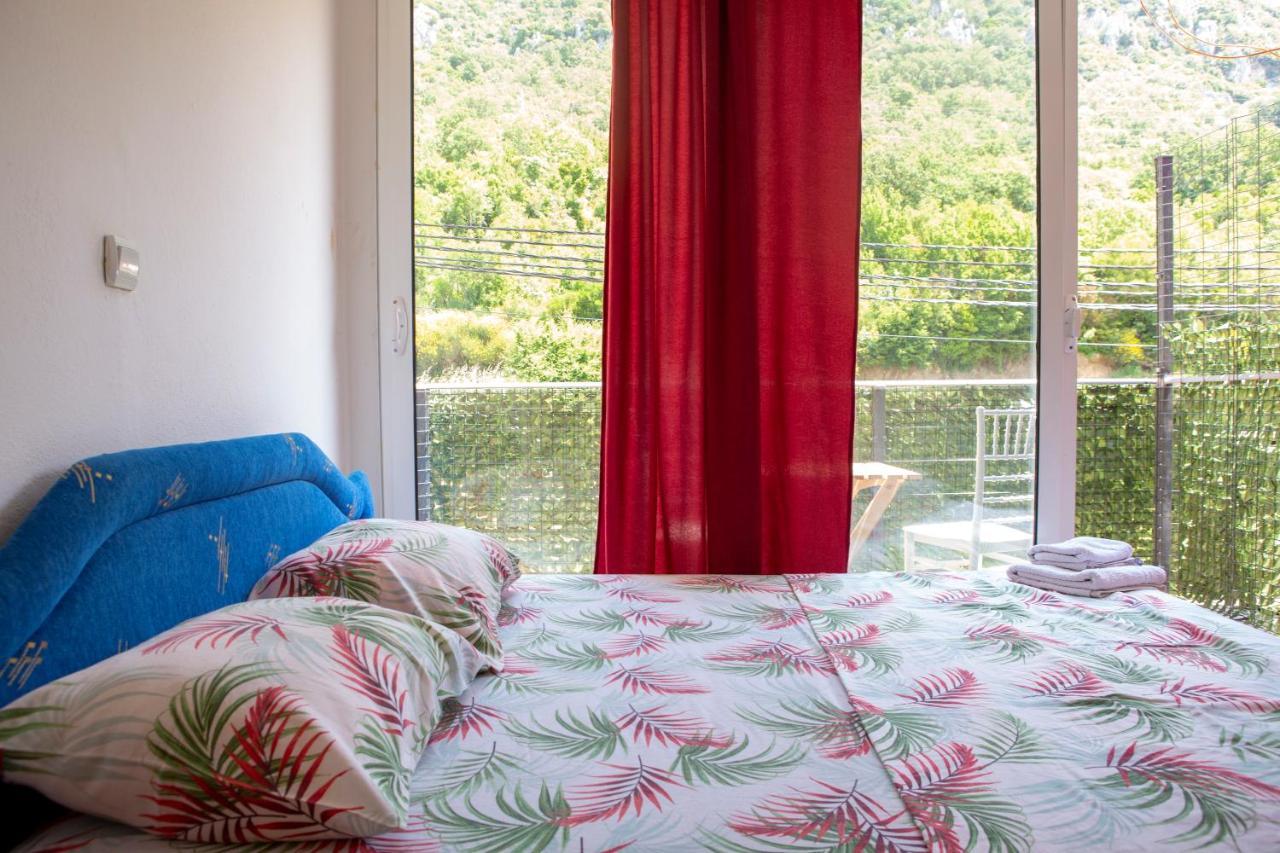 Family Apartments Vukcevic Čanj Kültér fotó