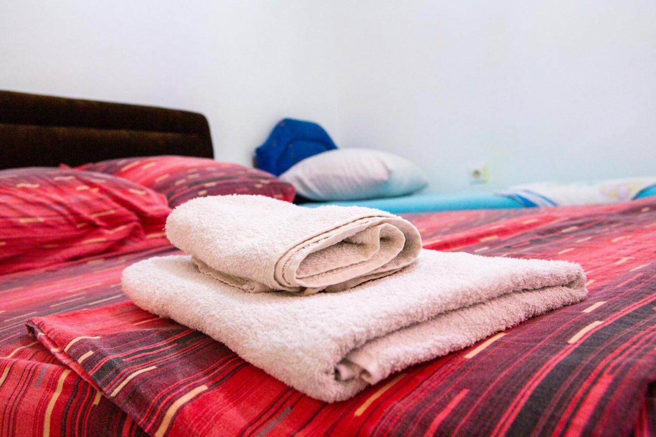 Family Apartments Vukcevic Čanj Kültér fotó