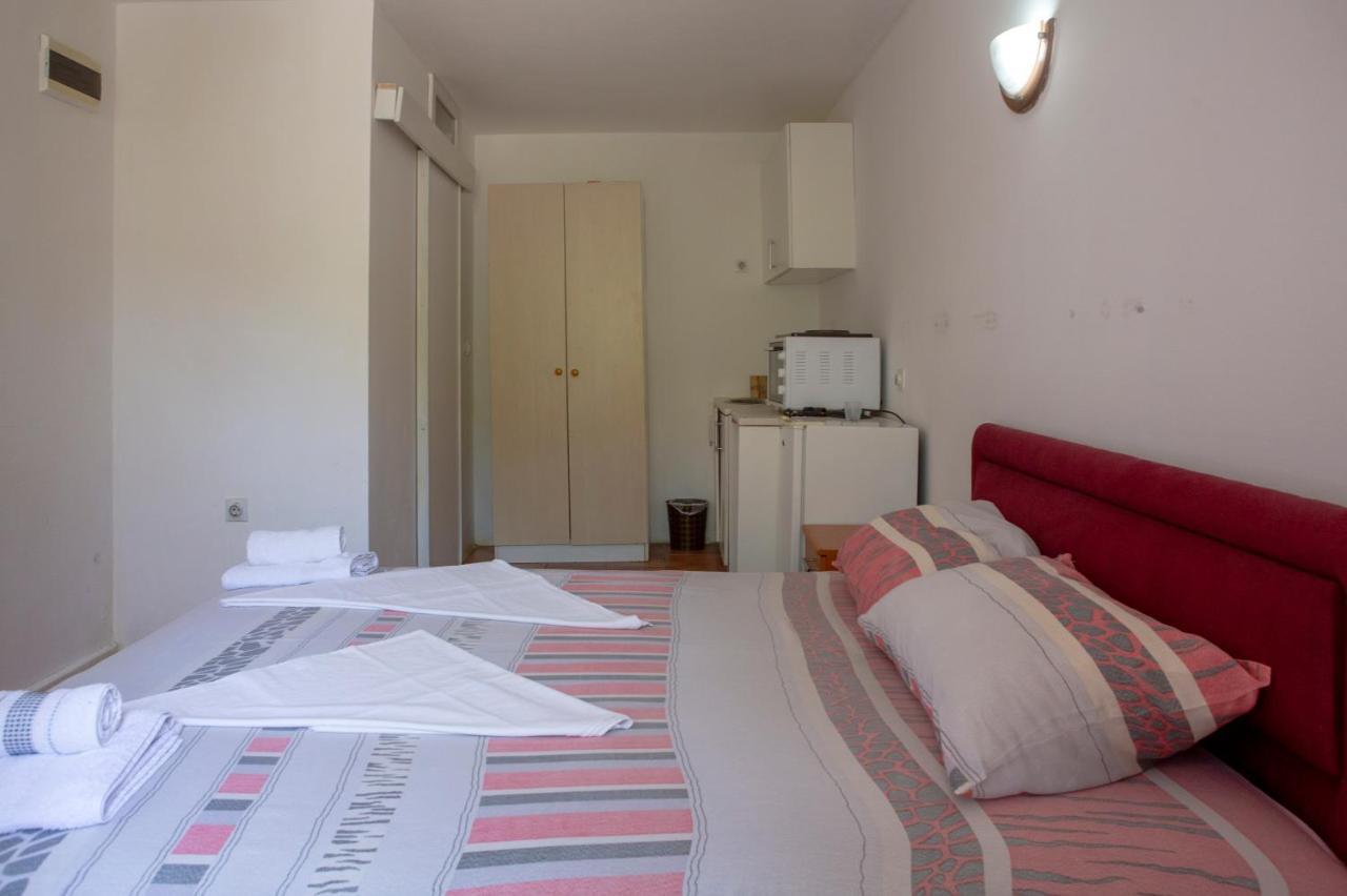 Family Apartments Vukcevic Čanj Kültér fotó