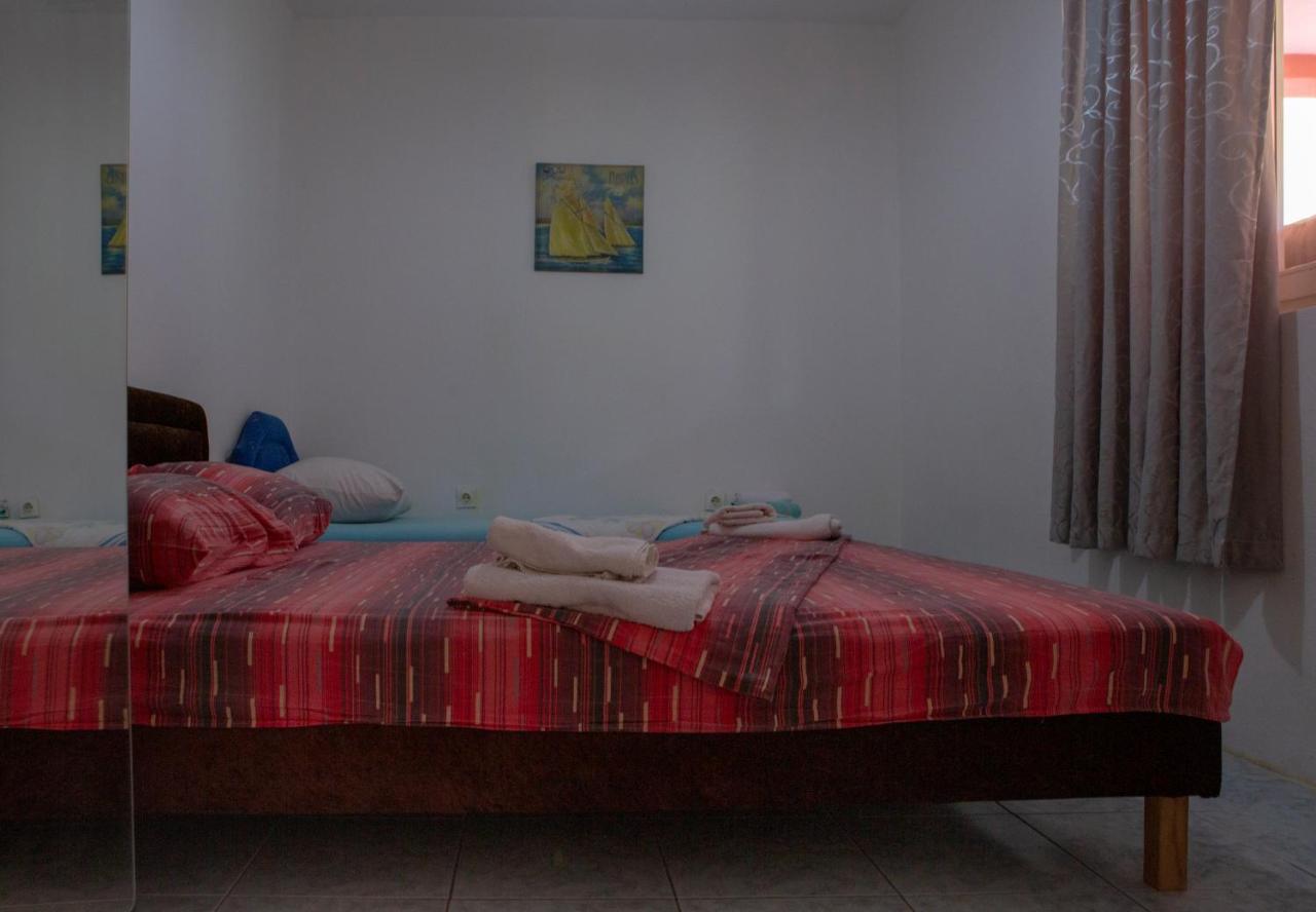 Family Apartments Vukcevic Čanj Kültér fotó