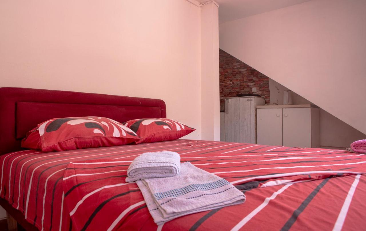 Family Apartments Vukcevic Čanj Kültér fotó