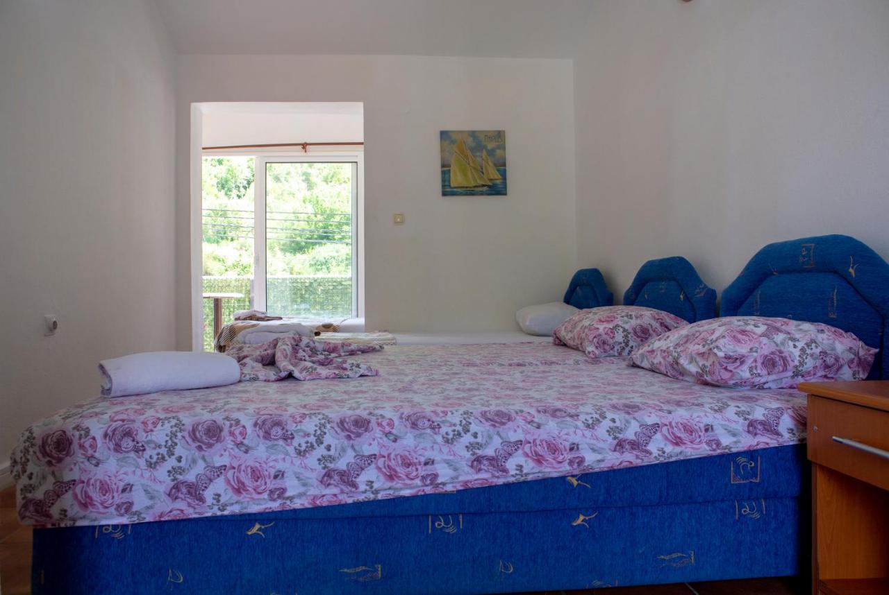 Family Apartments Vukcevic Čanj Kültér fotó